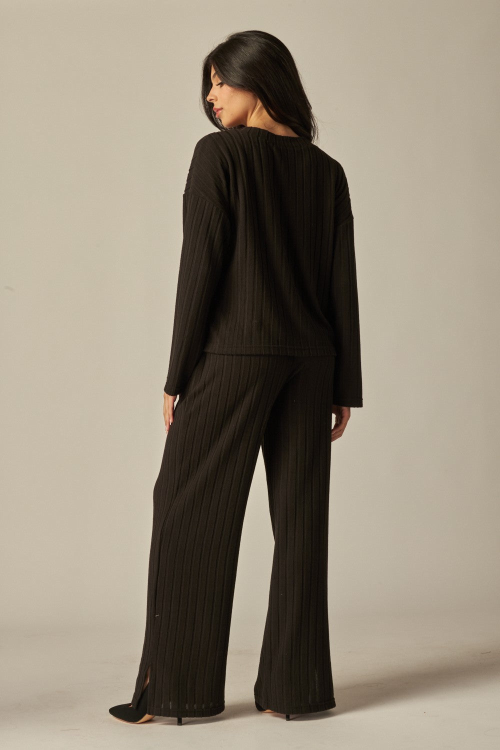 V-Neck Long Sleeve 2 Piece Ribbed Lounge Set - In 4 Colors