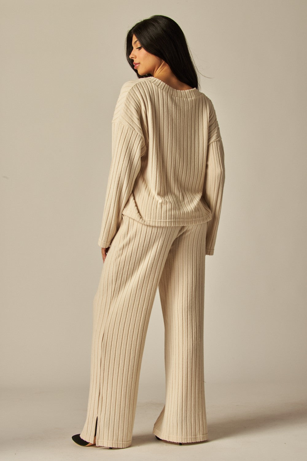 V-Neck Long Sleeve 2 Piece Ribbed Lounge Set - In 4 Colors