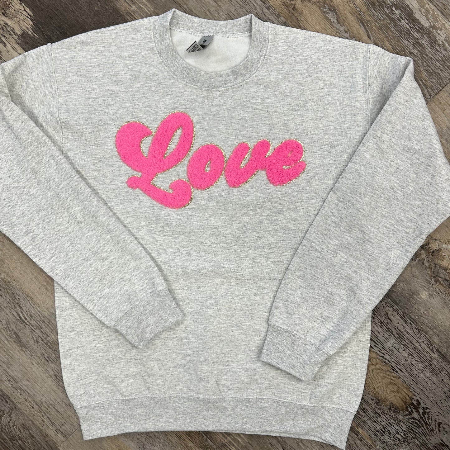 Pink Love Puffy Letter Crew Neck Sweatshirt With Gold Trim - Grey