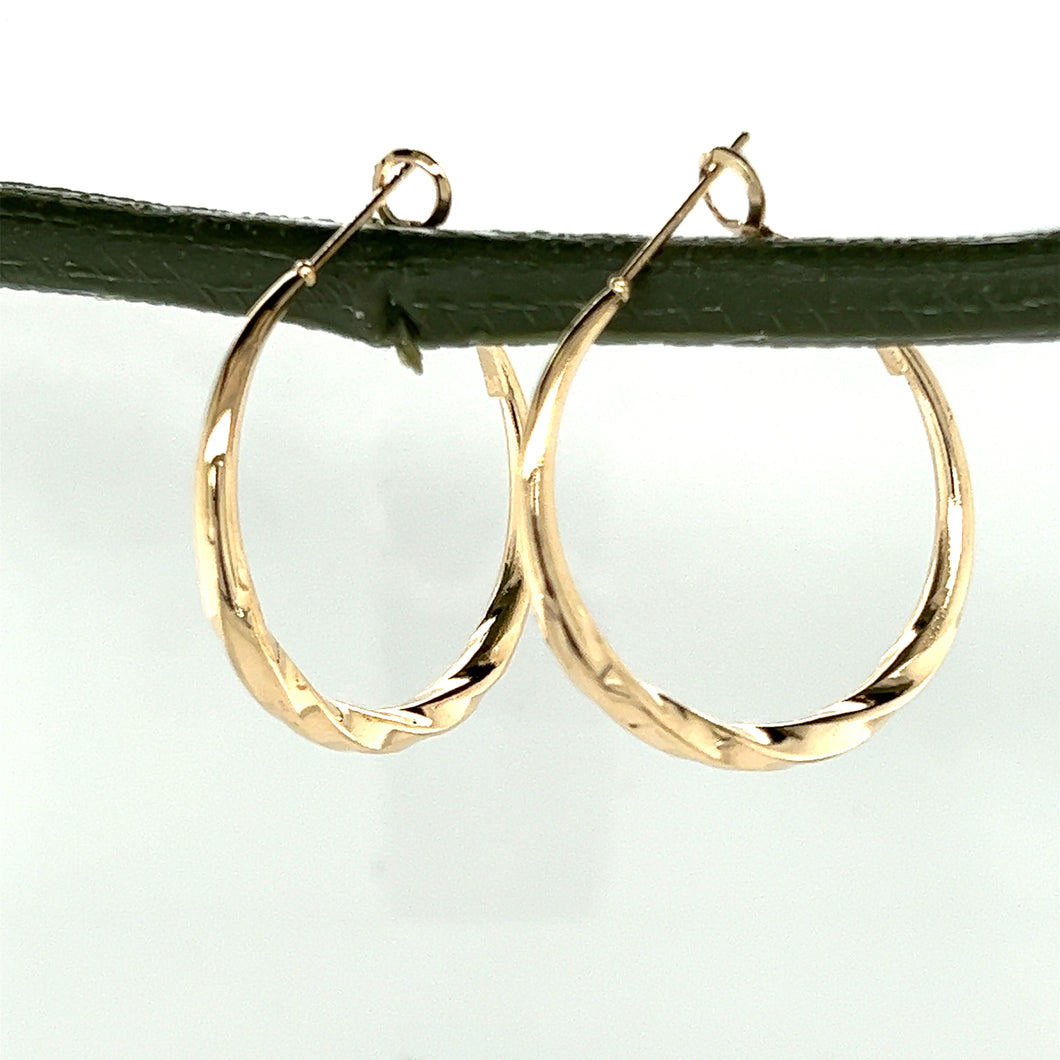 Classic Twisted Everyday Hoop Earring