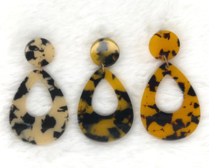 Button & Teardrop Cut Out Acrylic Tortoise Dangle Earring