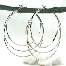 Load image into Gallery viewer, Triple Layer Band Textured Hoop Earring